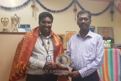 MDRT HONOUR BY MR.ANNADURAI BRANCH MANAGER AMINJIKARAI